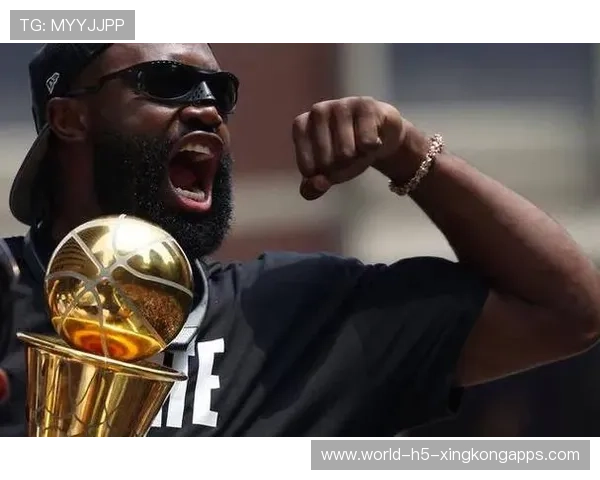 布朗曾拒绝耐克5000万代言合同，布朗官方网站